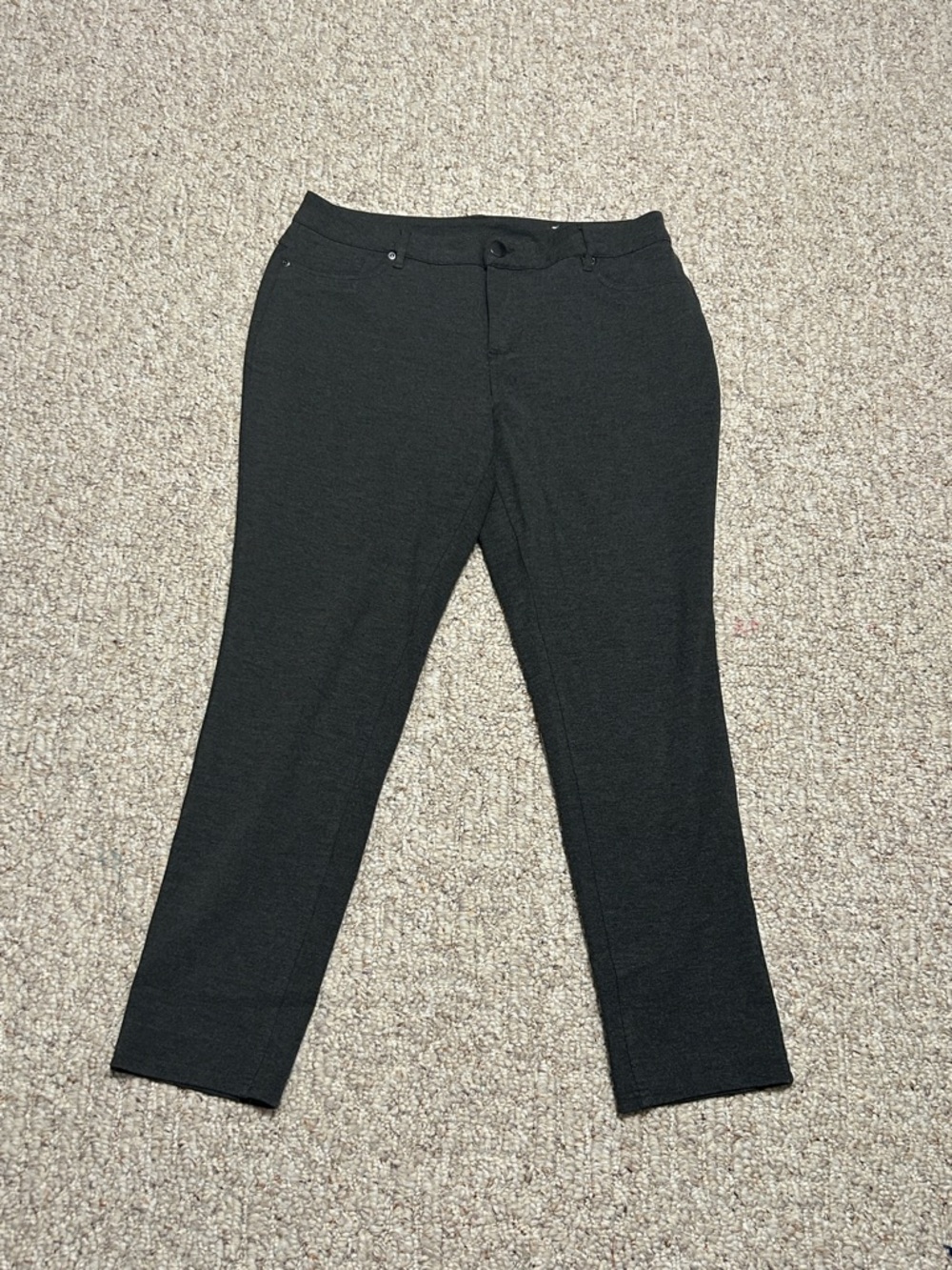 C. Est 1946 Dark Gray Dress Pants – Women’s Size 8, Excellent Condition